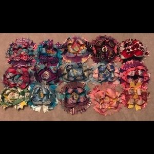 Boutique hair bows ⭕️⭕️SOLD⭕️⭕️